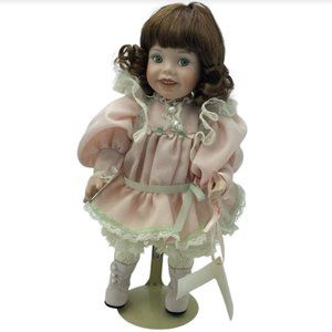 Little Peach Laced Dress Porcelain Doll Collectible Souvenir Home Décor Ornament
